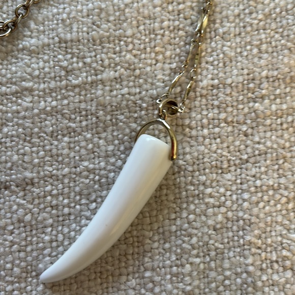 Stella & Dot Sahara Horn Necklace - Picture 2 of 2